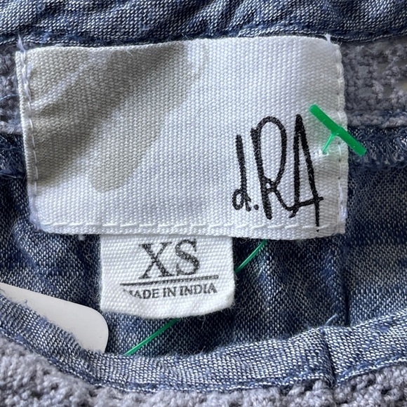 Anthropologie DRA Top Boho Size XS Sleeves Los Angeles Top Denim Beach​​​​​ - Picture 4 of 4